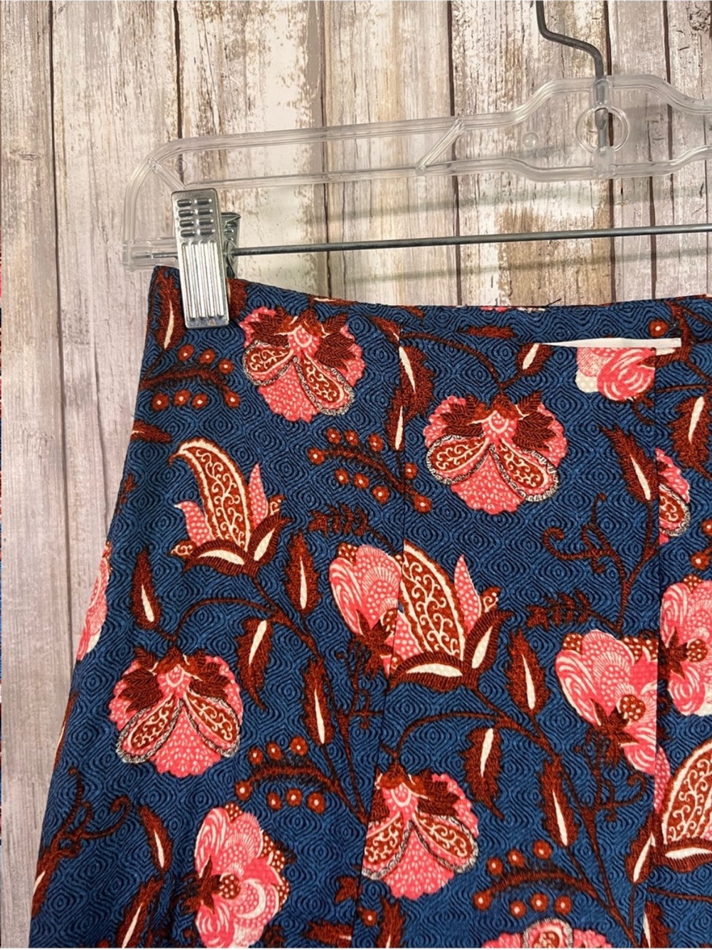 Anthropologie Drapey Floral Flare Bell Bottom Pants Blue Size 0 NWT - Picture 4 of 7